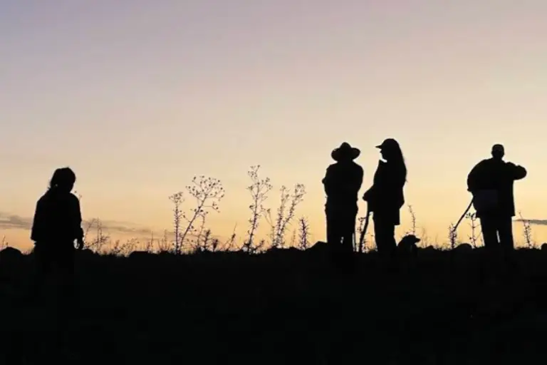 sombras personas campo